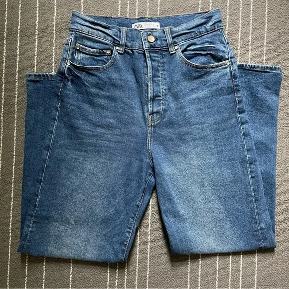 ZARA HIGH RISE VINTAGE SLIM JEANS Mid-Blue - Picture 9 of 11